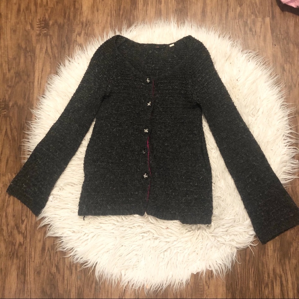 Urban Outfitters Bell-Sleeved Sweater Size Small